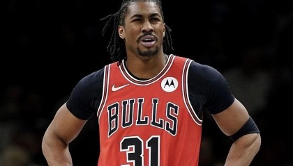 万向娱乐官网-艾维因反 LGBTQ 言论被裁，NBA 的包容，只容得下一种声音？